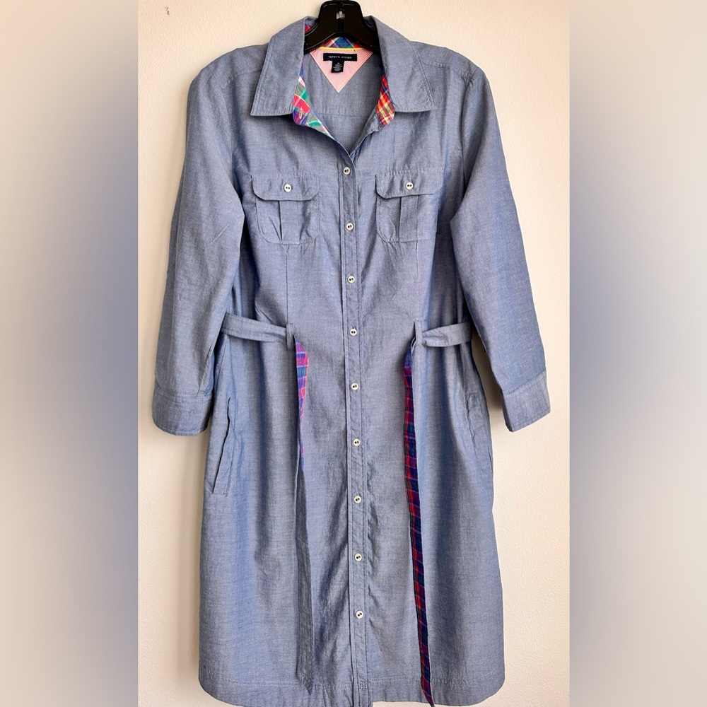 Tommy Hilfiger Women’s Denim Belted Dress. Size M
